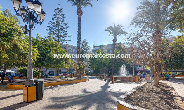 Objekte zum Wiederverkauf - Wohnung - Torrevieja - TORREVIEJA