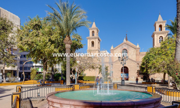 Objekte zum Wiederverkauf - Wohnung - Torrevieja - TORREVIEJA