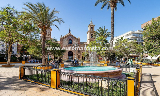 Objekte zum Wiederverkauf - Wohnung - Torrevieja - TORREVIEJA
