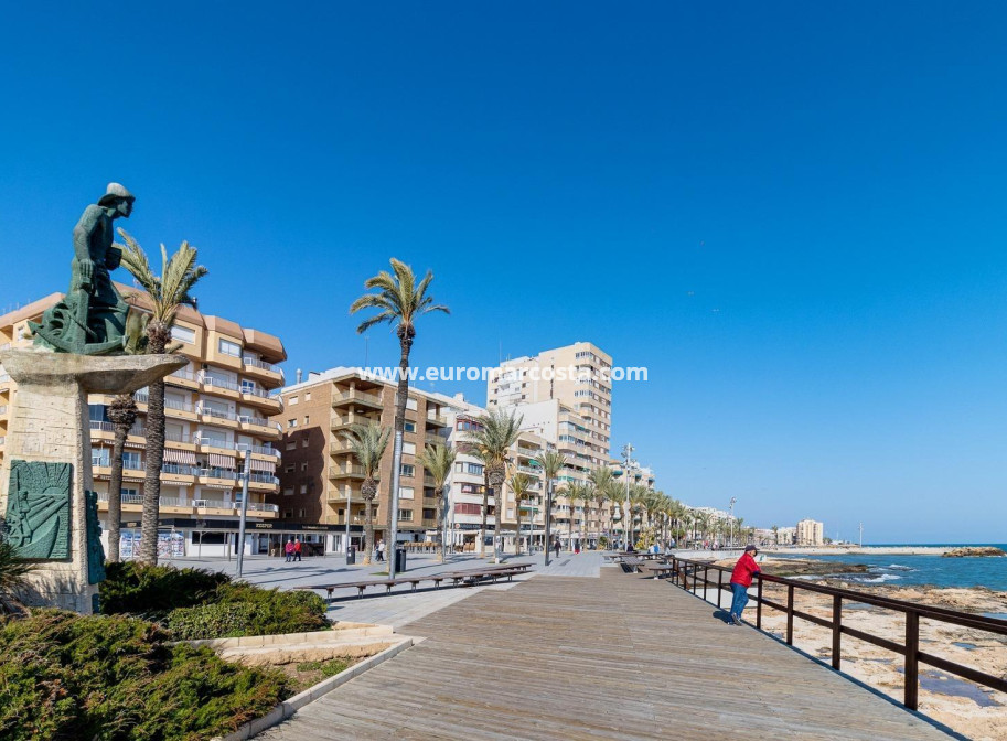 Objekte zum Wiederverkauf - Wohnung - Torrevieja - TORREVIEJA