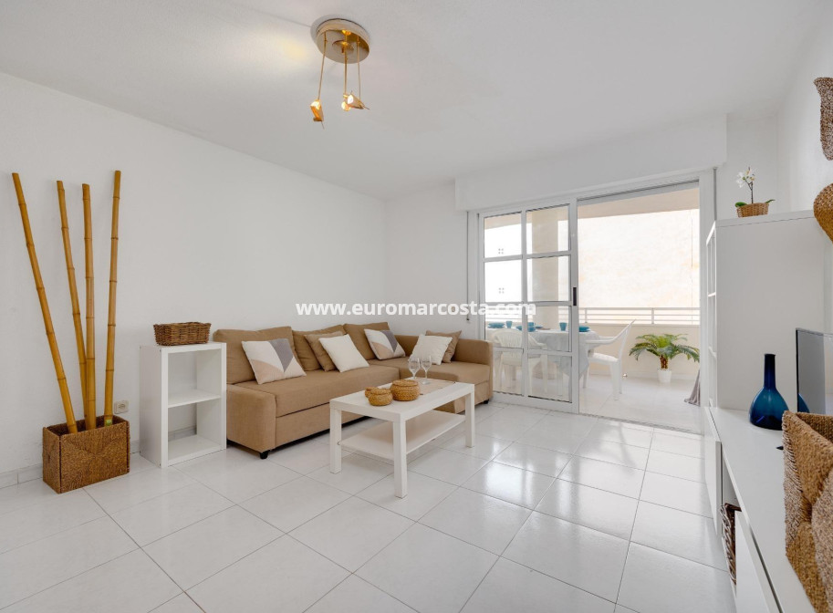 Objekte zum Wiederverkauf - Wohnung - Torrevieja - TORREVIEJA