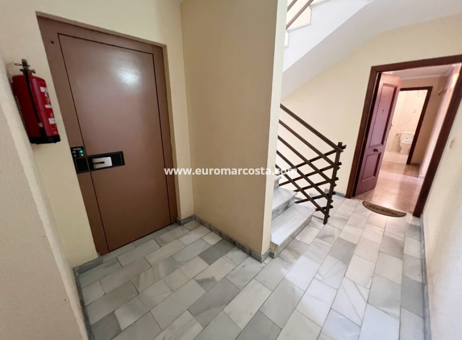 Sale - Apartment / flat - Guardamar del Segura