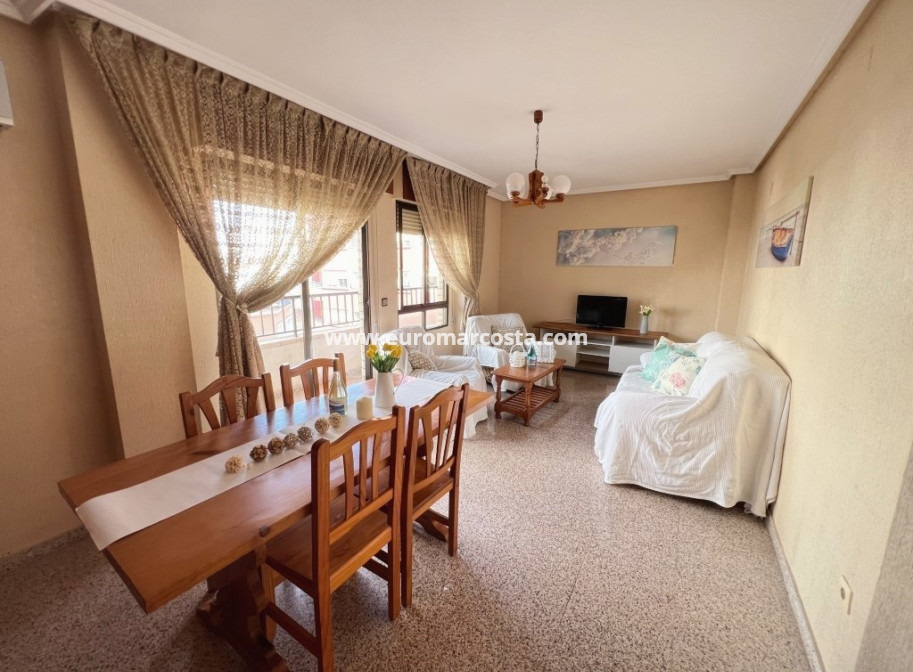 Sale - Apartment / flat - Guardamar del Segura