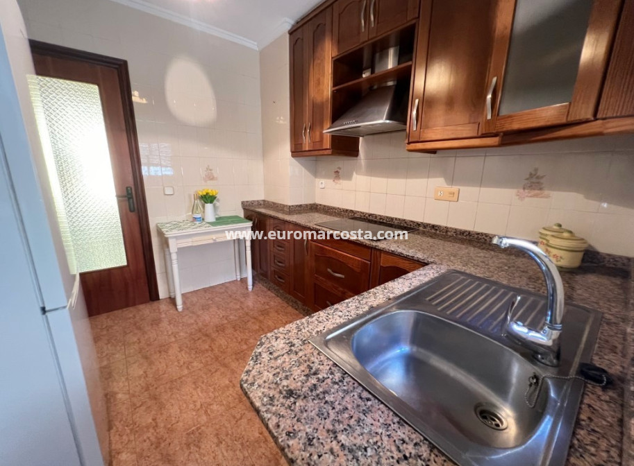 Sale - Apartment / flat - Guardamar del Segura