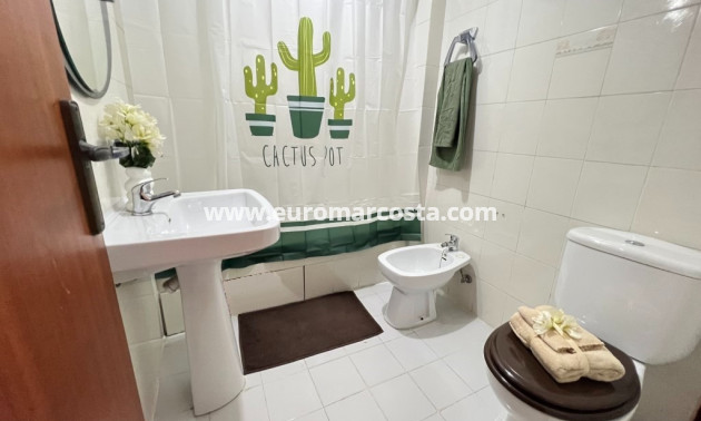 Sale - Apartment / flat - Guardamar del Segura