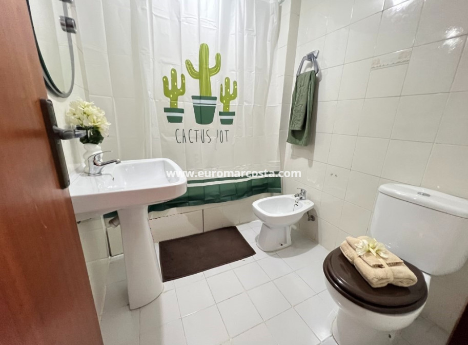 Sale - Apartment / flat - Guardamar del Segura