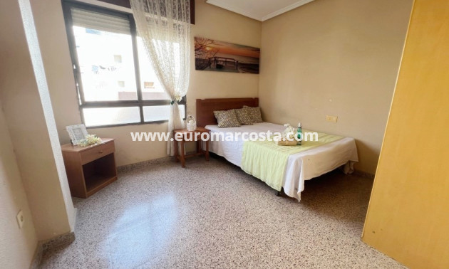 Sale - Apartment / flat - Guardamar del Segura