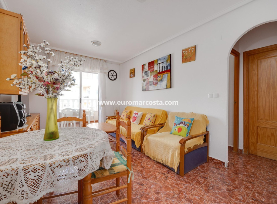 Venta - Apartamento / piso - Torrevieja - TORREVIEJA