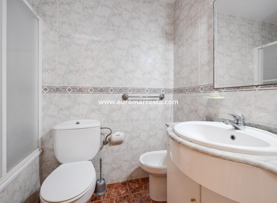 Venta - Apartamento / piso - Torrevieja - TORREVIEJA