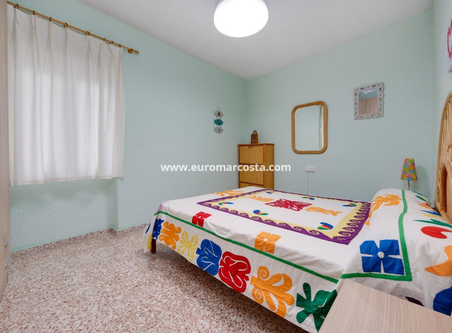 Objekte zum Wiederverkauf - Wohnung - Torrevieja - TORREVIEJA