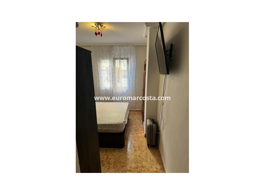 Objekte zum Wiederverkauf - Wohnung - Torrevieja - TORREVIEJA
