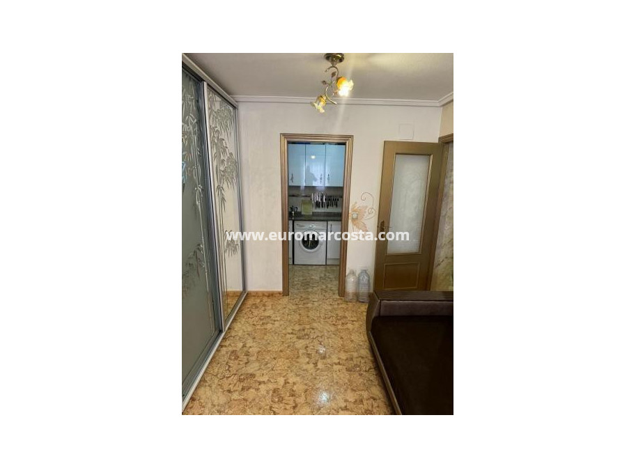 Objekte zum Wiederverkauf - Wohnung - Torrevieja - TORREVIEJA