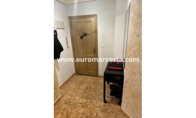 Objekte zum Wiederverkauf - Wohnung - Torrevieja - TORREVIEJA