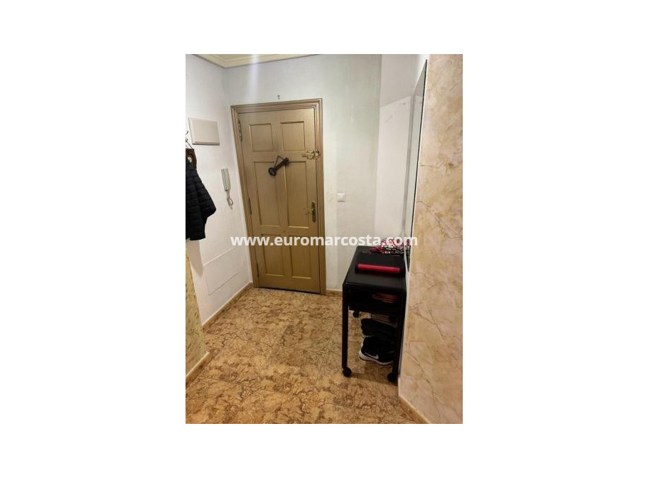 Objekte zum Wiederverkauf - Wohnung - Torrevieja - TORREVIEJA