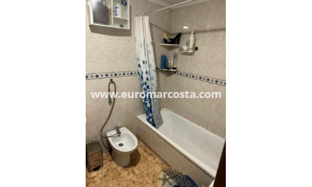 Objekte zum Wiederverkauf - Wohnung - Torrevieja - TORREVIEJA