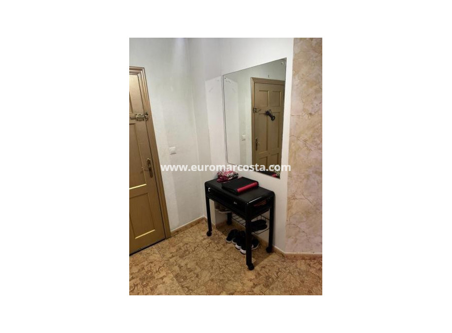 Objekte zum Wiederverkauf - Wohnung - Torrevieja - TORREVIEJA