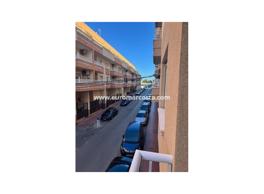 Objekte zum Wiederverkauf - Wohnung - Torrevieja - TORREVIEJA