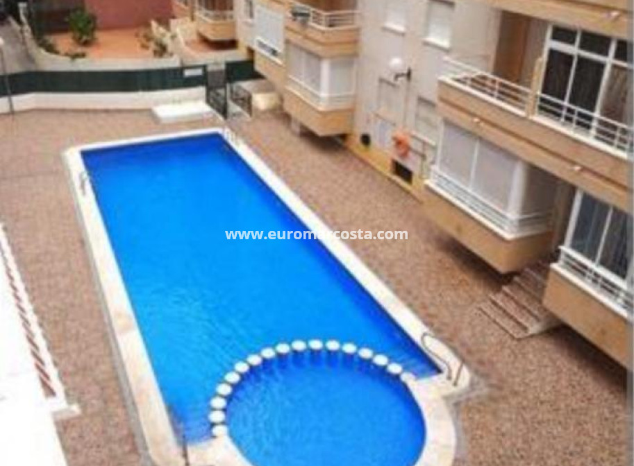 Objekte zum Wiederverkauf - Wohnung - Torrevieja - TORREVIEJA