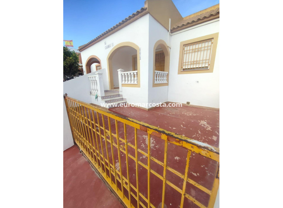 Sale - Bungalow - Torrevieja - La Siesta - El Salado - Torreta