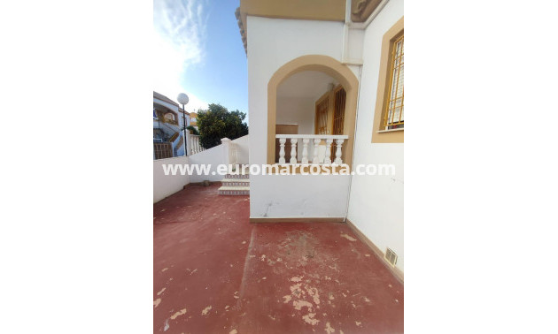 Sale - Bungalow - Torrevieja - La Siesta - El Salado - Torreta