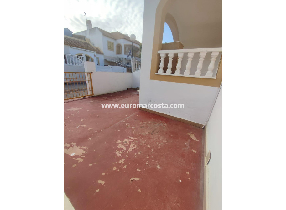 Sale - Bungalow - Torrevieja - La Siesta - El Salado - Torreta