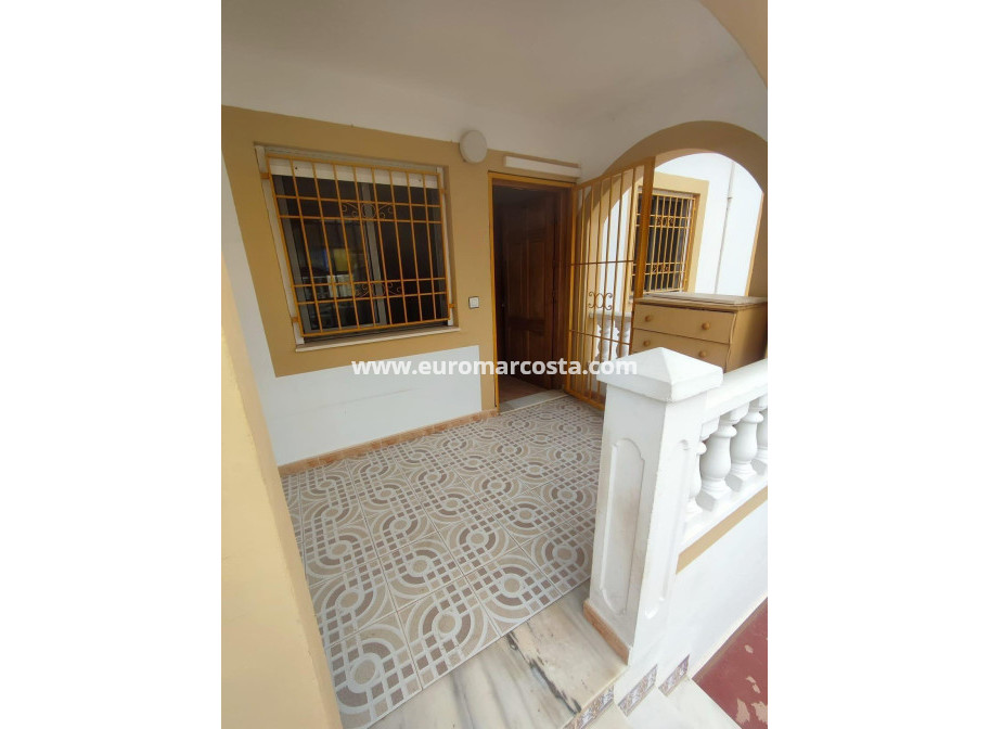 Sale - Bungalow - Torrevieja - La Siesta - El Salado - Torreta