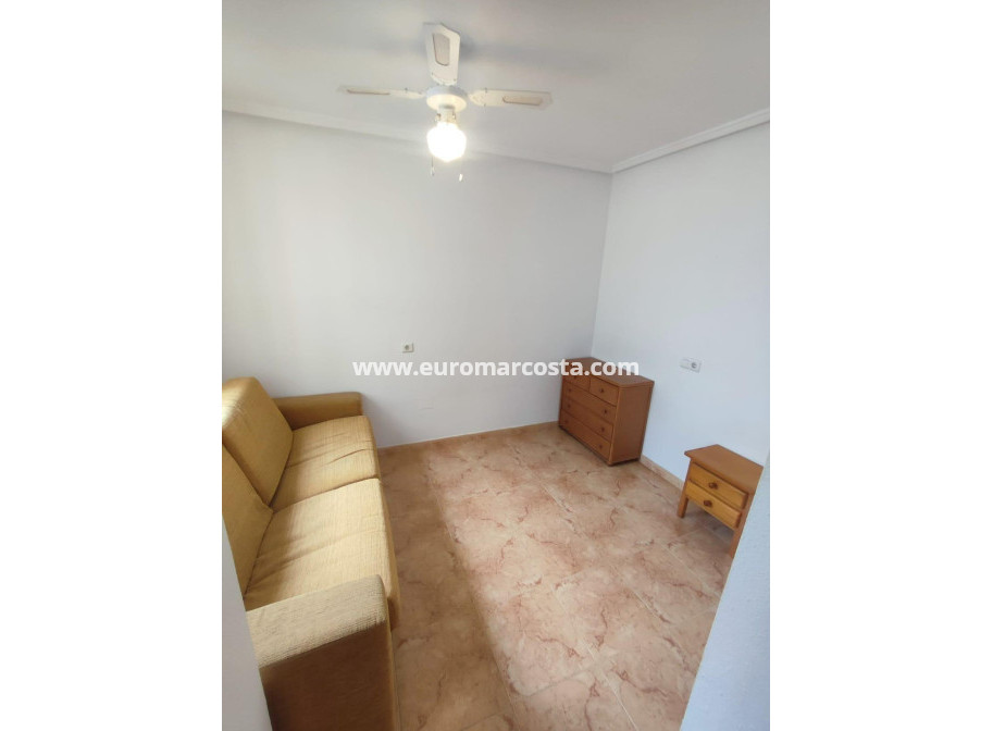 Sale - Bungalow - Torrevieja - La Siesta - El Salado - Torreta