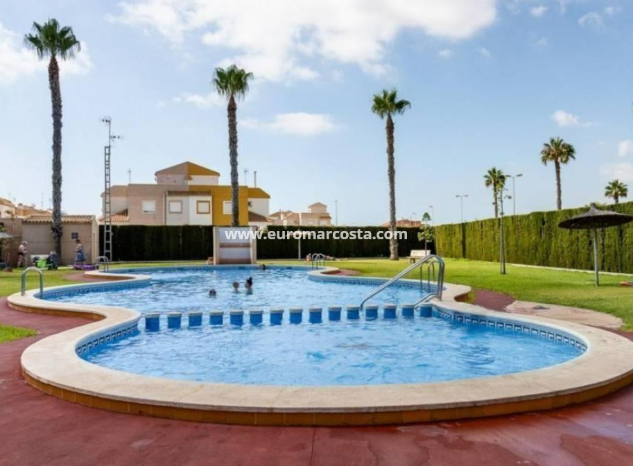 Sale - Bungalow - Torrevieja - La Siesta - El Salado - Torreta