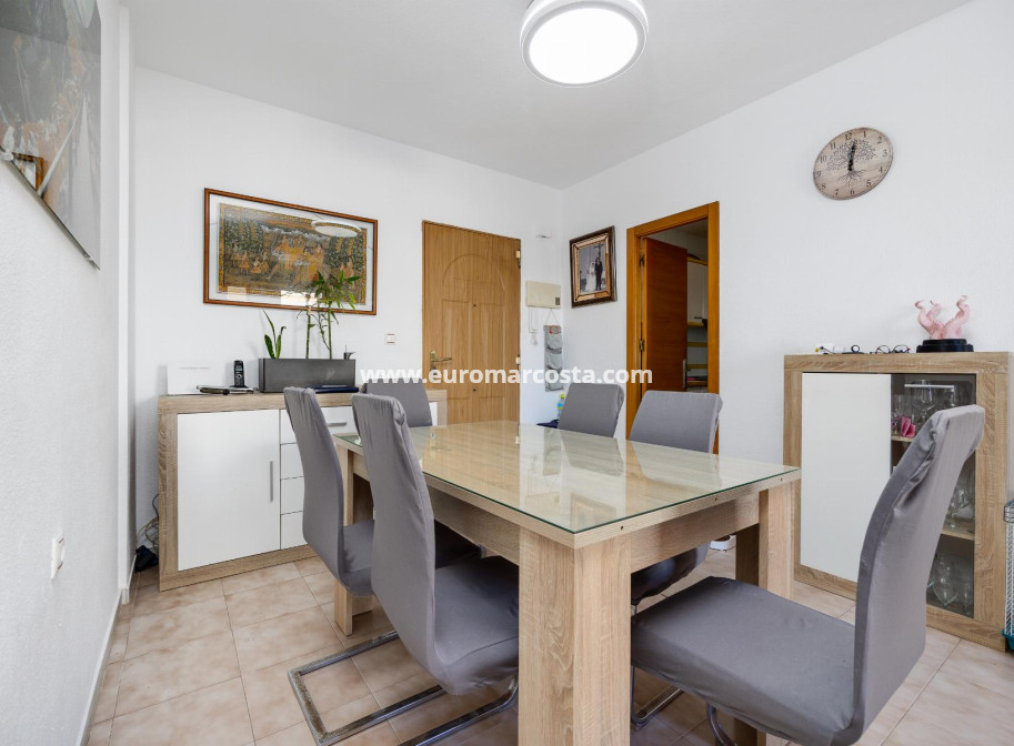 Objekte zum Wiederverkauf - Wohnung - Torrevieja - La Mata