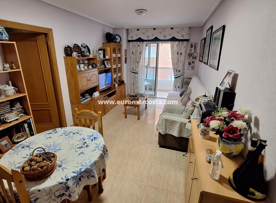 Objekte zum Wiederverkauf - Wohnung - Torrevieja - TORREVIEJA