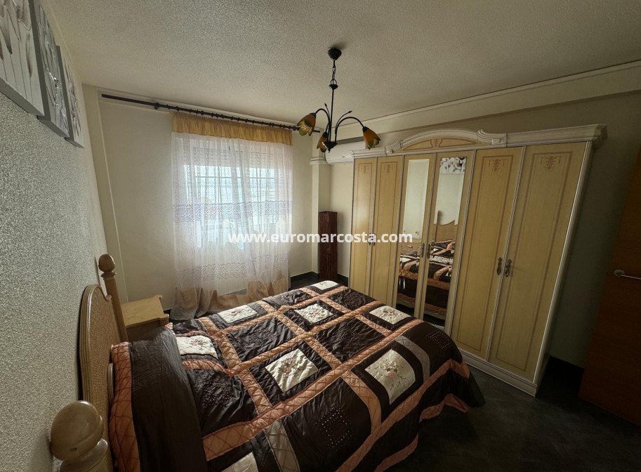 Sale - Apartment / flat - Torrevieja - TORREVIEJA