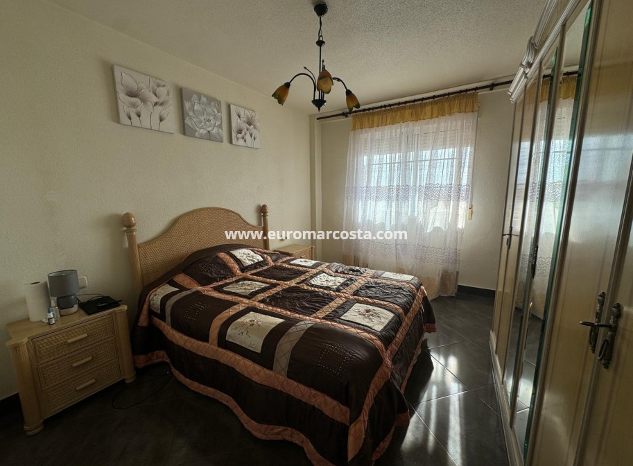 Sale - Apartment / flat - Torrevieja - TORREVIEJA