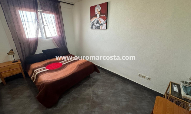 Sale - Apartment / flat - Torrevieja - TORREVIEJA