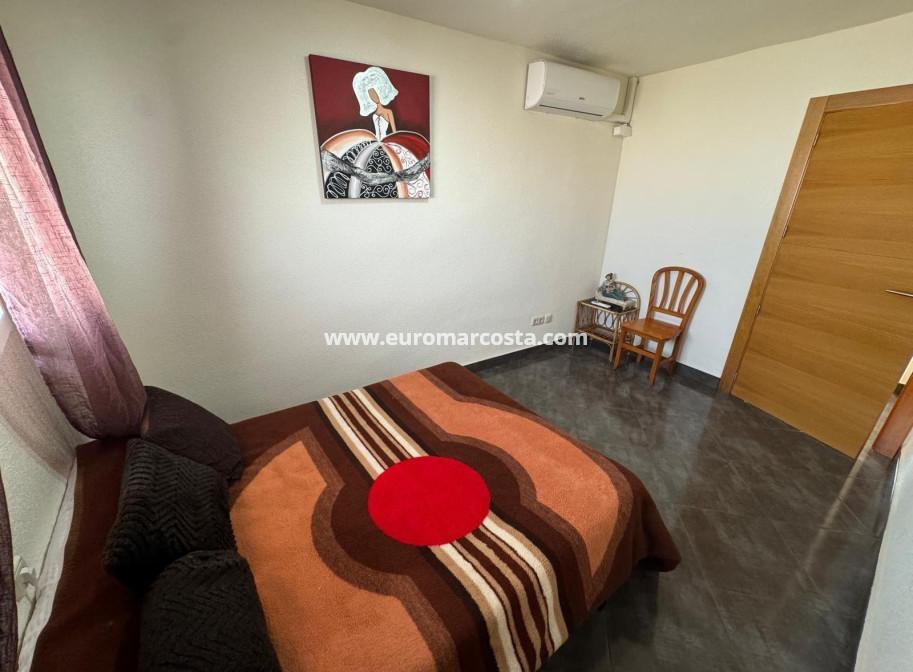 Sale - Apartment / flat - Torrevieja - TORREVIEJA