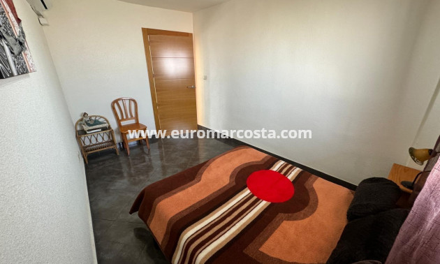 Sale - Apartment / flat - Torrevieja - TORREVIEJA