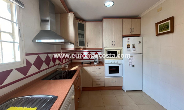 Objekte zum Wiederverkauf - Wohnung - Torrevieja - TORREVIEJA