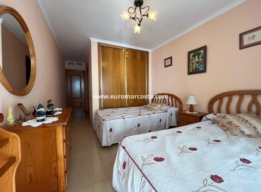 Objekte zum Wiederverkauf - Wohnung - Torrevieja - TORREVIEJA