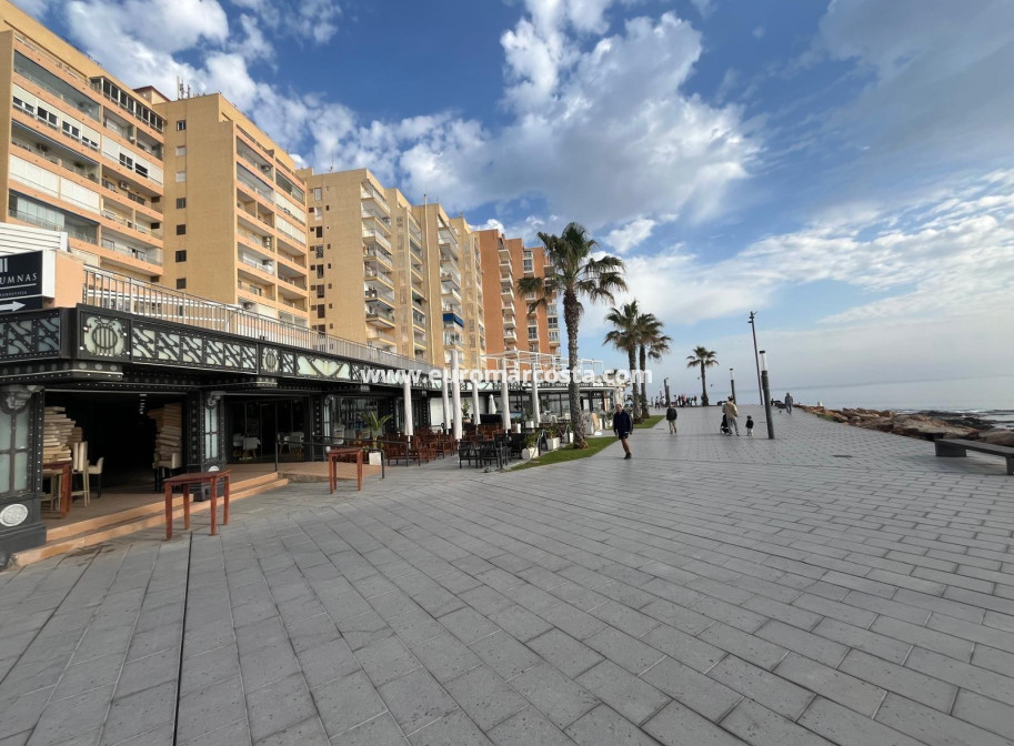 Objekte zum Wiederverkauf - Wohnung - Torrevieja - TORREVIEJA