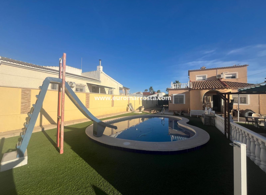Venta - Villa - Torrevieja - TORREVIEJA