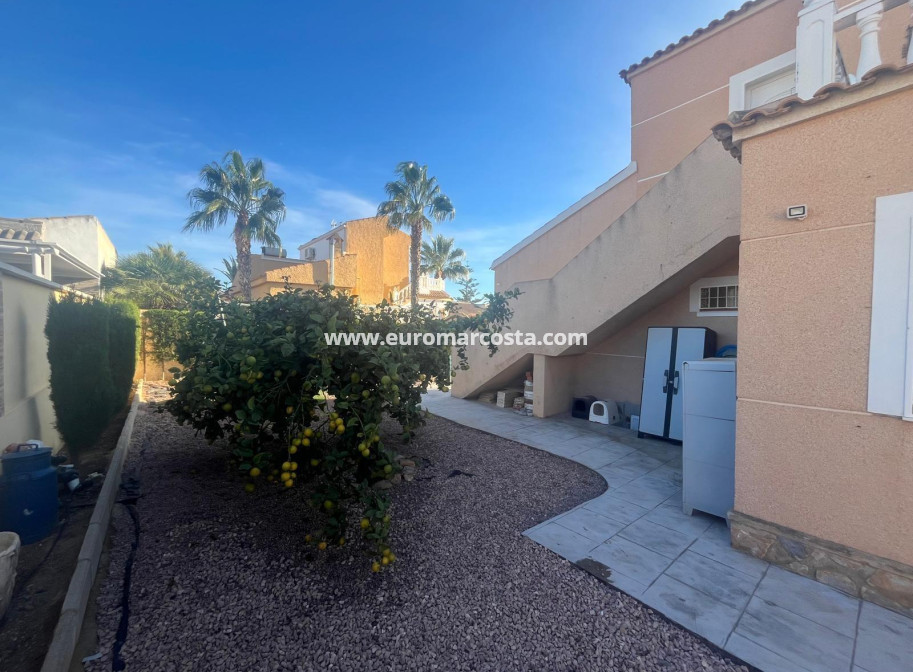 Venta - Villa - Torrevieja - TORREVIEJA