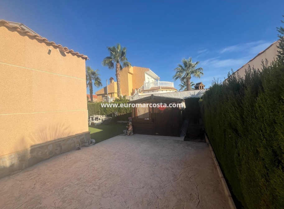 Venta - Villa - Torrevieja - TORREVIEJA