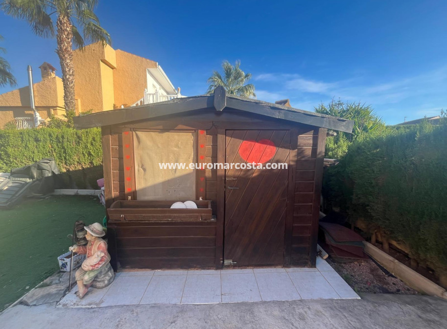 Venta - Villa - Torrevieja - TORREVIEJA