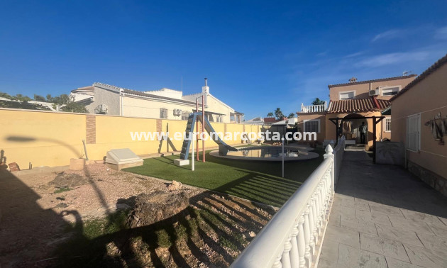 Venta - Villa - Torrevieja - TORREVIEJA