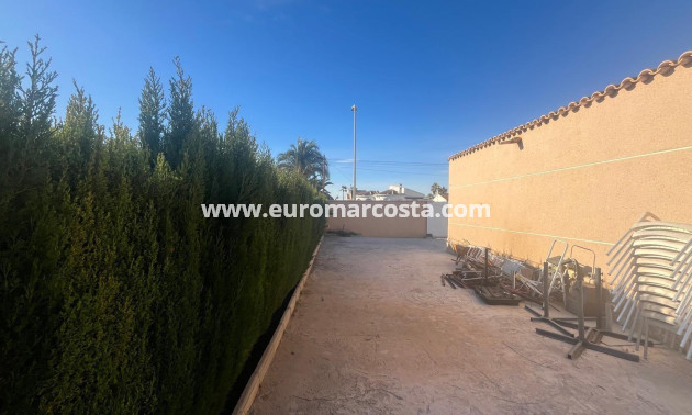 Venta - Villa - Torrevieja - TORREVIEJA