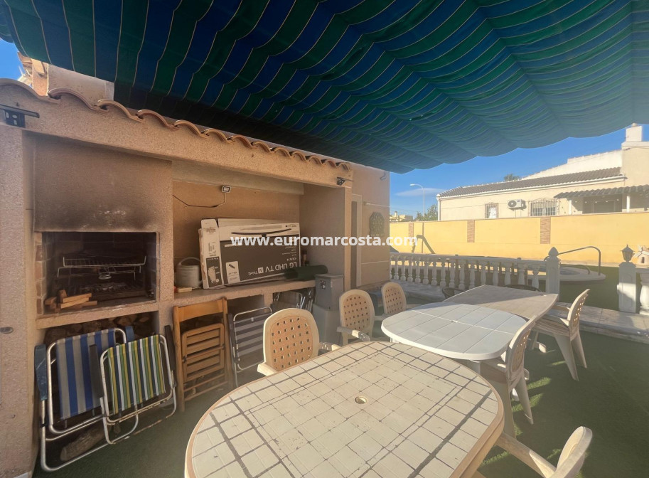 Venta - Villa - Torrevieja - TORREVIEJA