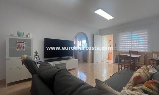 Venta - Villa - Torrevieja - TORREVIEJA