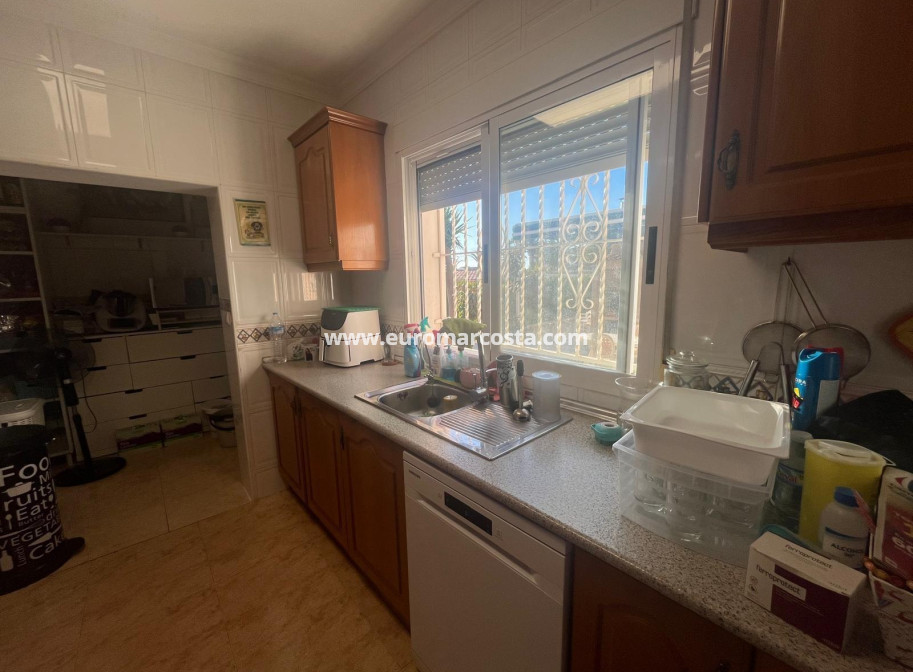 Venta - Villa - Torrevieja - TORREVIEJA