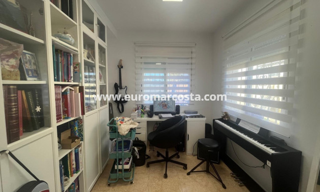 Venta - Villa - Torrevieja - TORREVIEJA