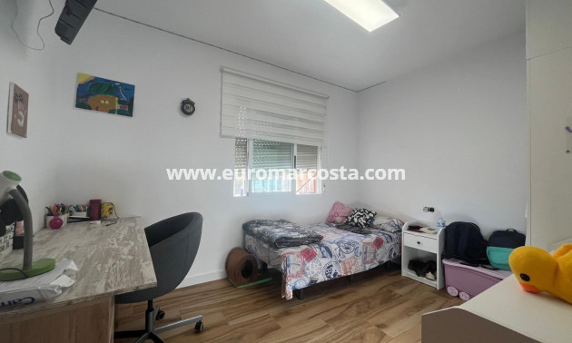 Venta - Villa - Torrevieja - TORREVIEJA