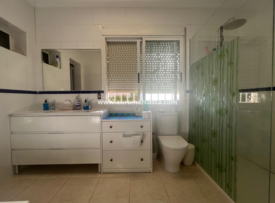 Venta - Villa - Torrevieja - TORREVIEJA